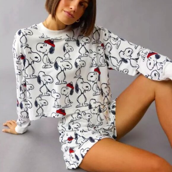 AMERICAN EAGLE Snoopy Peanuts 2 pc PJ Set, XL16-18 NWT - Picture 1 of 6